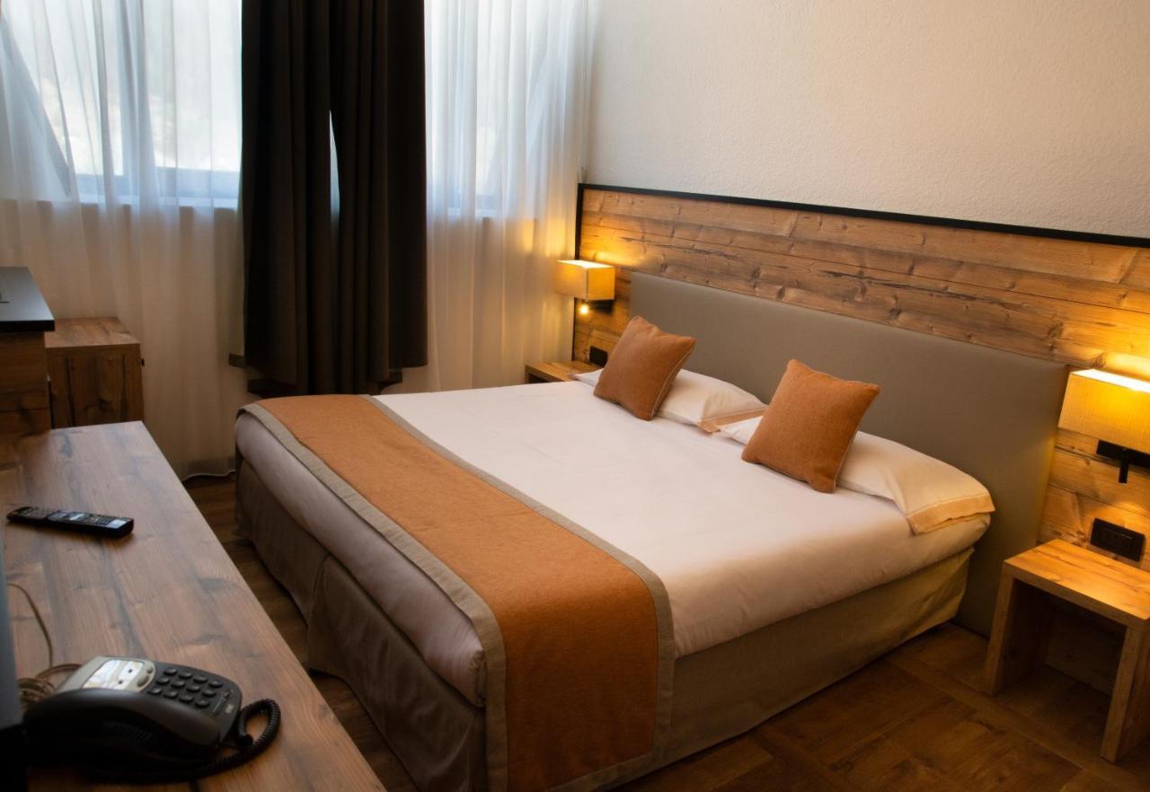Th La Thuile - Planibel Hotel מראה חיצוני תמונה